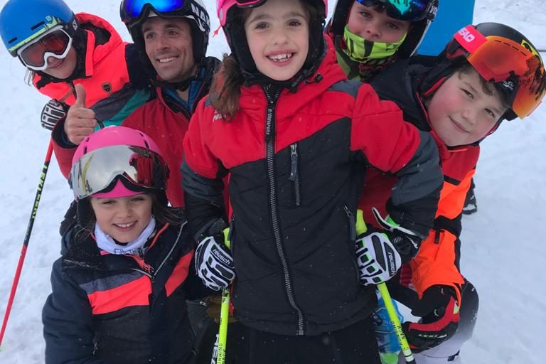Redl Nina und Berroider Lukas am Stockerl beim OÖ Kids Cup
